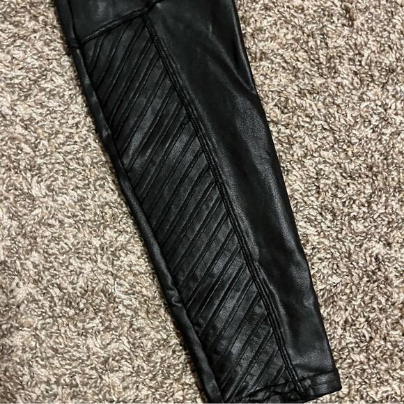 SPANX Faux Leather Moto Leggings - Picture 9 of 9